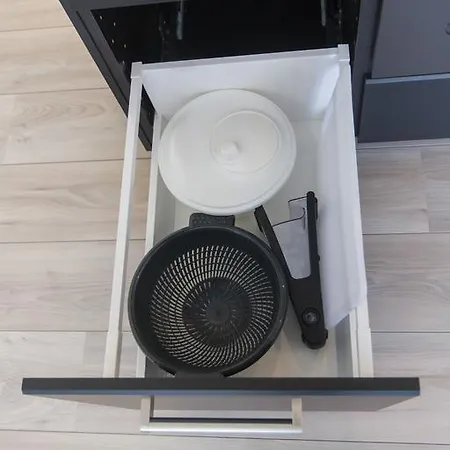 Sweethome - Black & White Apartament *