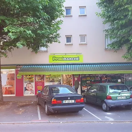 Sweethome - Black & White Appartamento Digione