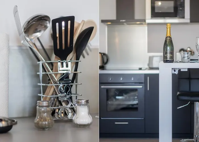 Sweethome - Black & White * Dijon