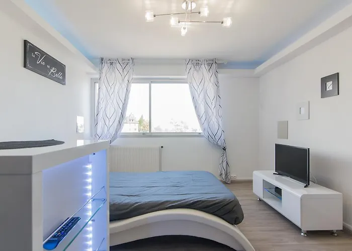 Sweethome - Black & White Appartamento *