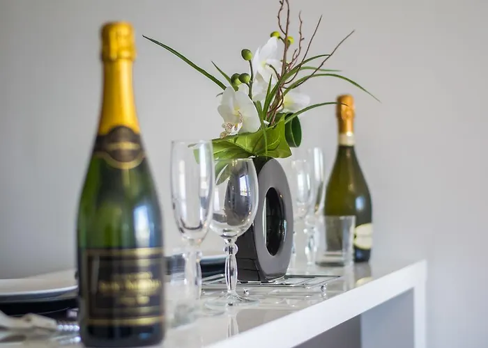 Sweethome - Black & White Διαμέρισμα