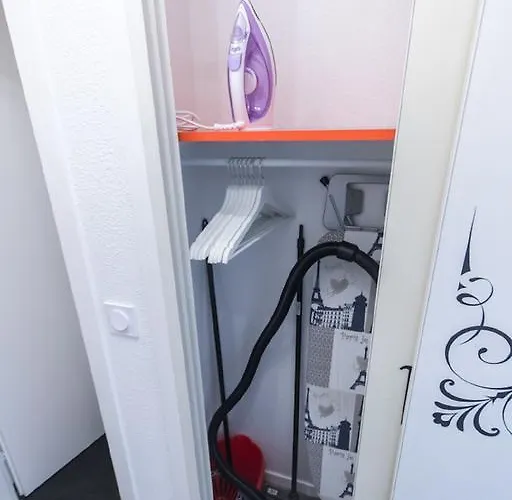 Apartment Sweethome - Black & White Dijon