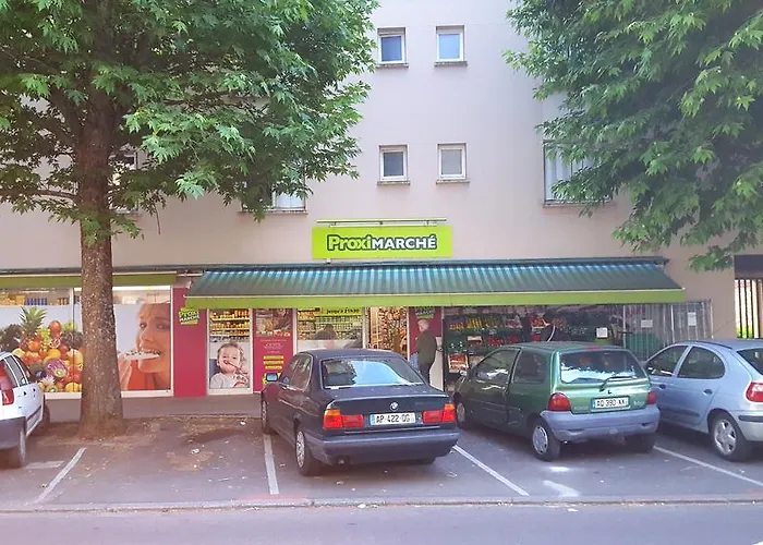 Sweethome - Black & White Διαμέρισμα Ντιζόν